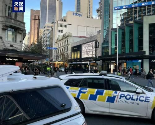 秘书开会被调教夹道具视频