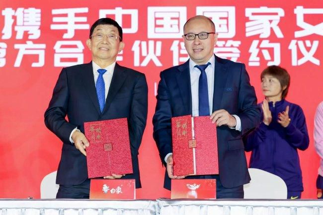 我爱裙底网