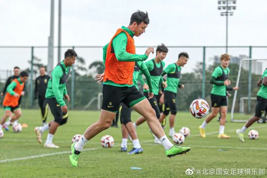 小受公车忘穿内裤被挺进小说