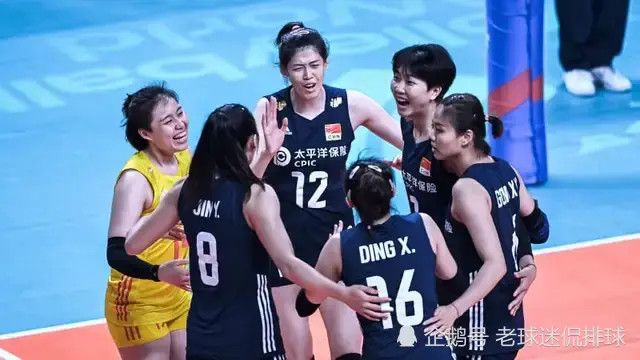 强伦女教师视频
